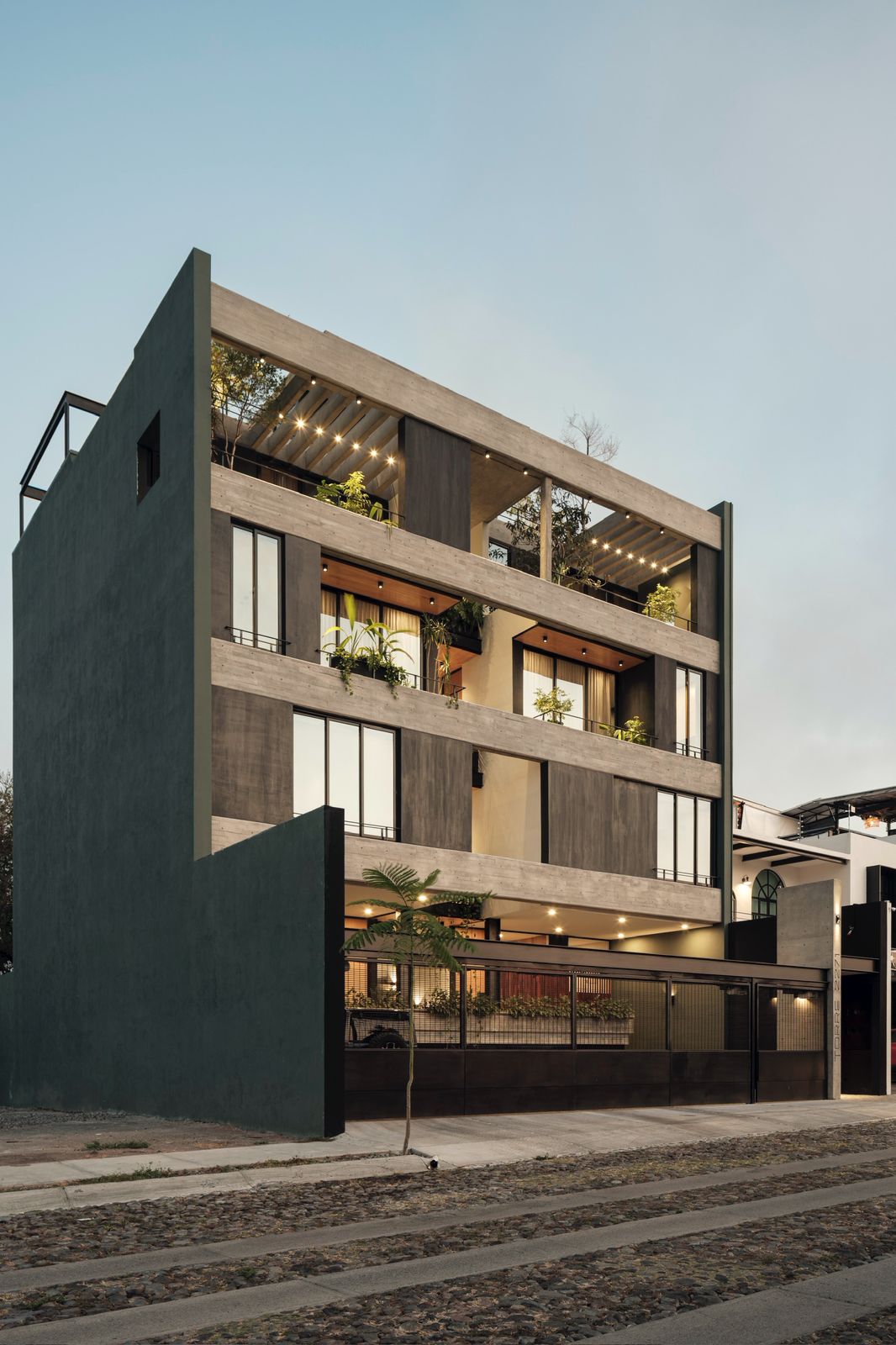 Departamentos en Colima — Torre 2271